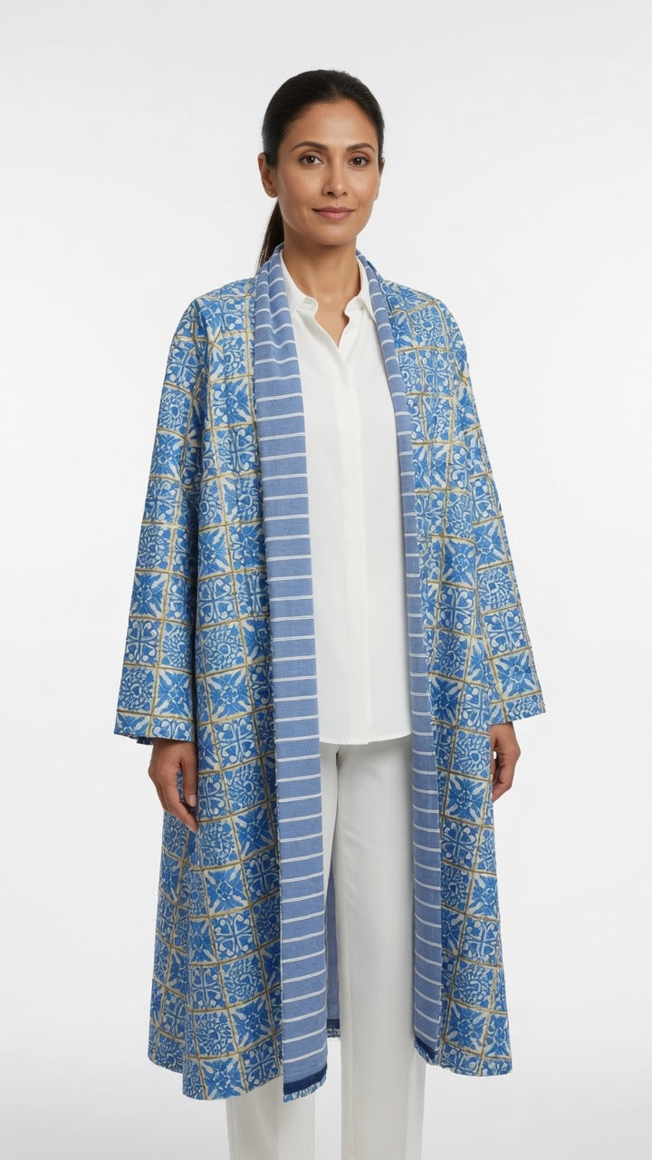 Lady Blue Bisht